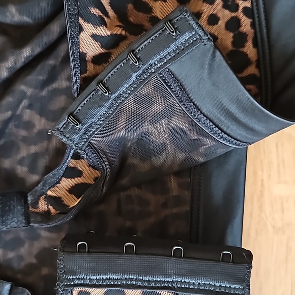 Leopard Bra - Picture 7 of 8
